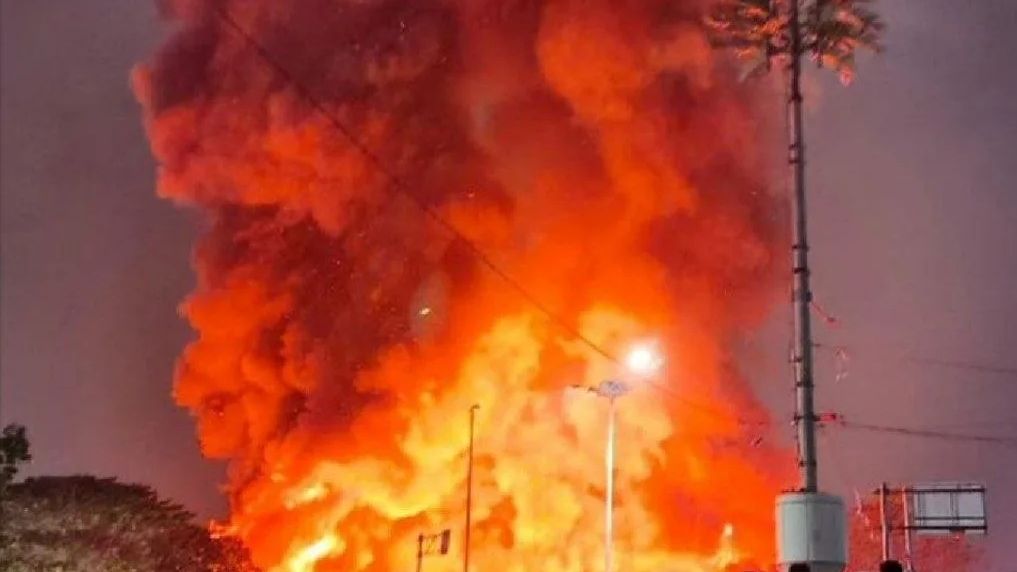 ⚡⚡⚡🔥Киев,адская атака пожары по всему городу моменты ударов и атака продолжается смотреть онлайн