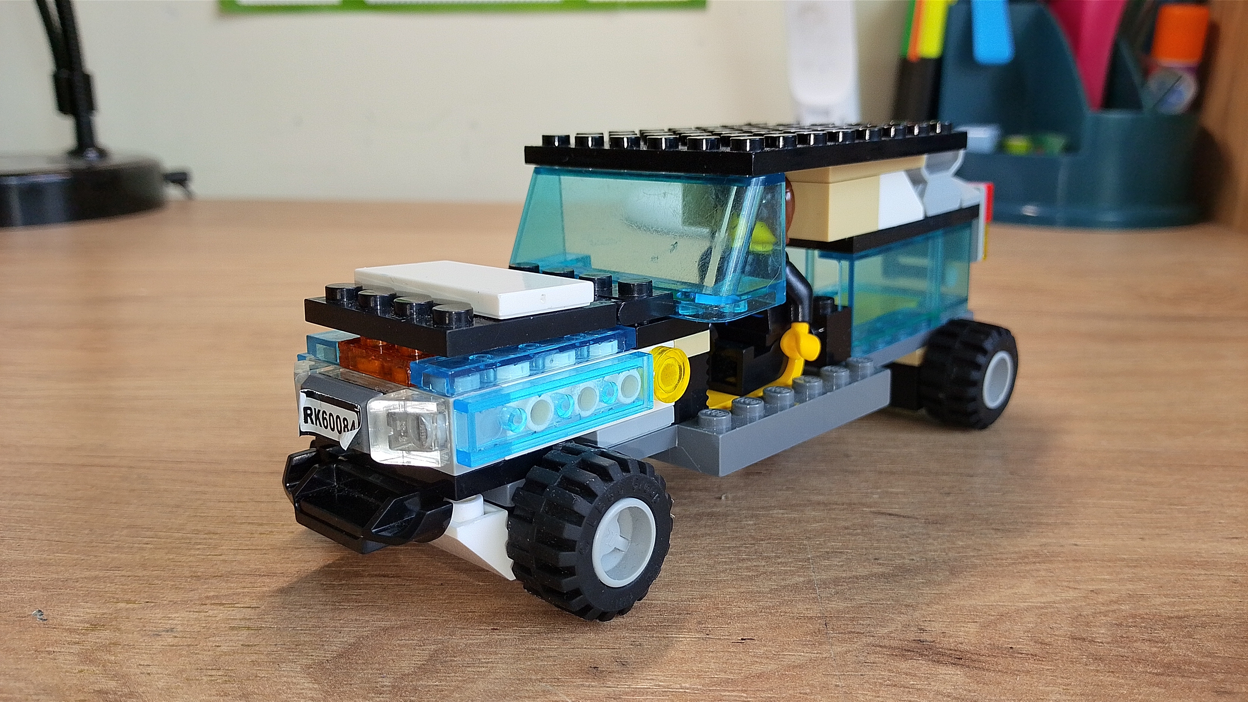 Собираю LEGO автомобиль!