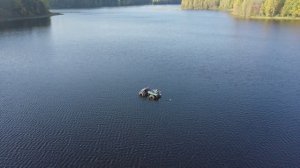 На вездеходе по болотам и озерам.