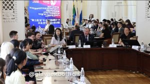 Экскурсия для китайских и российских школьников