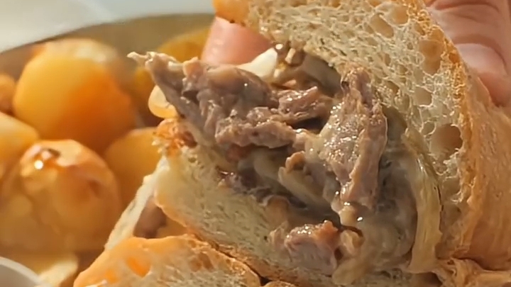 СЭНДВИЧ с мясом и сыром (а-ля филичизстейк)...🌯🥪😋