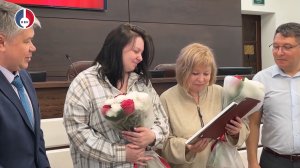 Вручение Благодарственных писем от имени Главы Новоуральского округа близким бойцов СВО