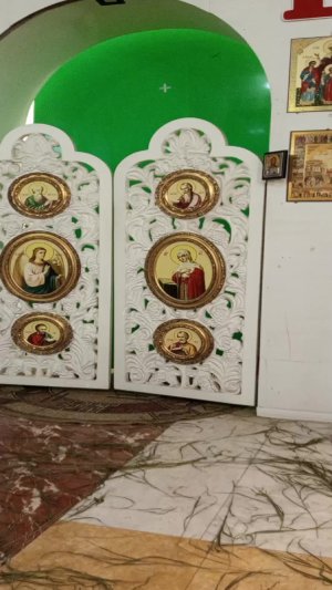 Дорогие братья и сёстры! Божественная служба храм Святой Троицы
