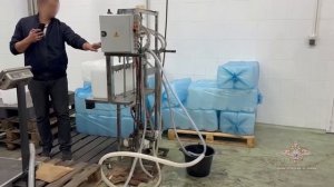 Нижегородские полицейские пресекли нелегальную реализацию спирта под видом косметической продукции