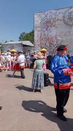 Фрагменты русского народного праздника «Каравон» (май 2026), где царили гулянья,  веселье, танцы...