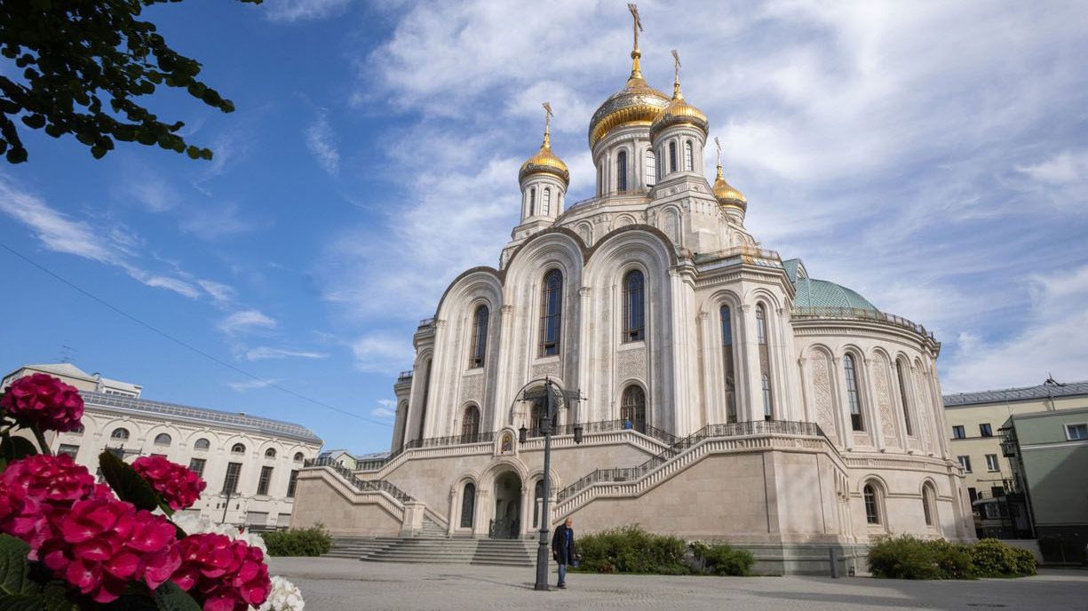 Божественная литургия 3 июня 2026 года, Сретенский монастырь, г. Москва