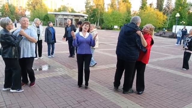 1 июня.Кто влюблён....