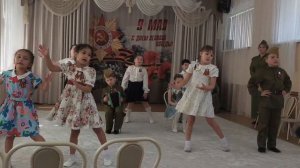 «Тучи в голубом», Исполняют: Ребята МАДОУ д/с №316