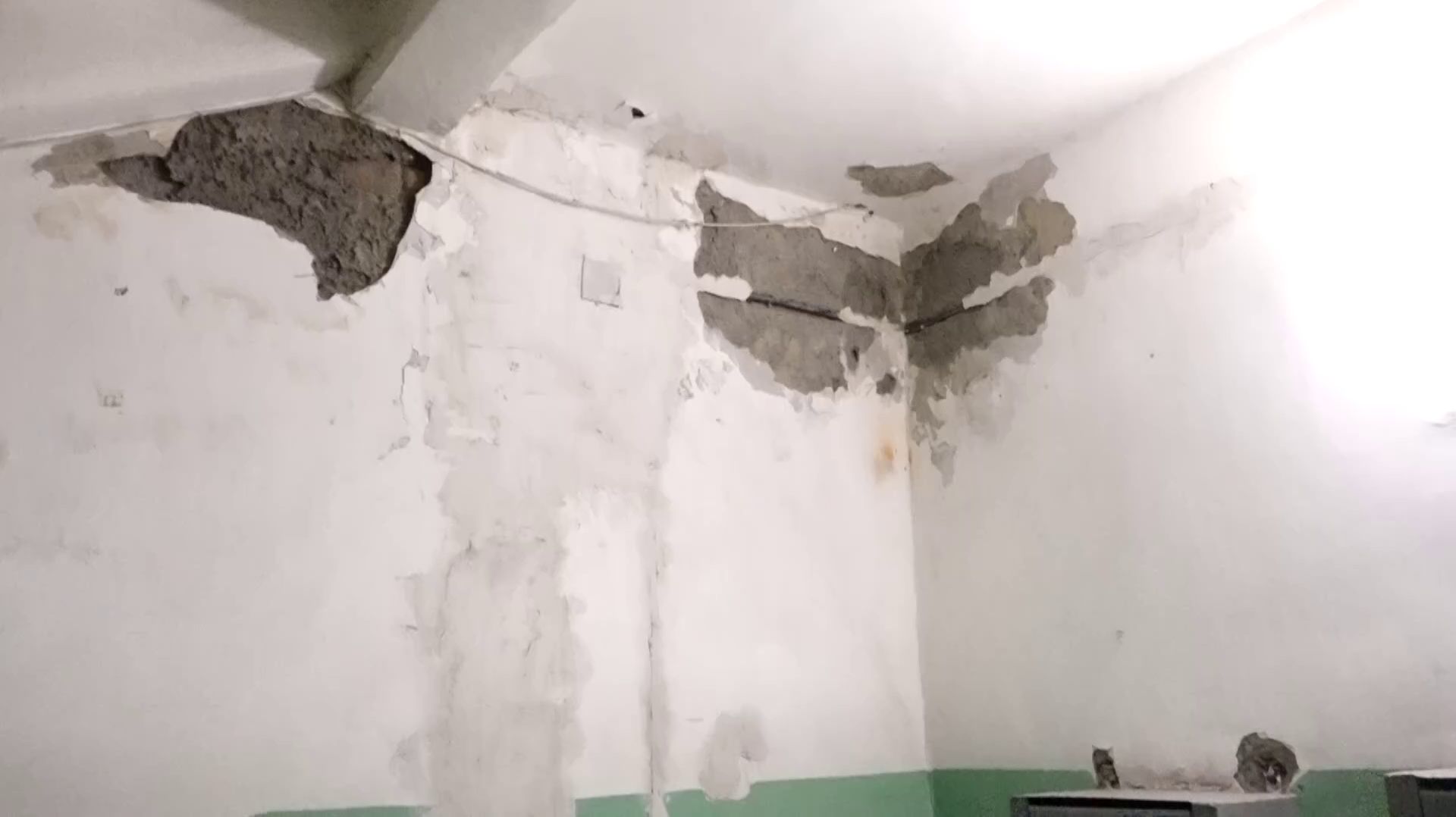 ЧТО БУДУТ ДЕЛАТЬ С АВАРИЙНО ОПАСНЫМИ ДОМАМИ? смотреть онлайн