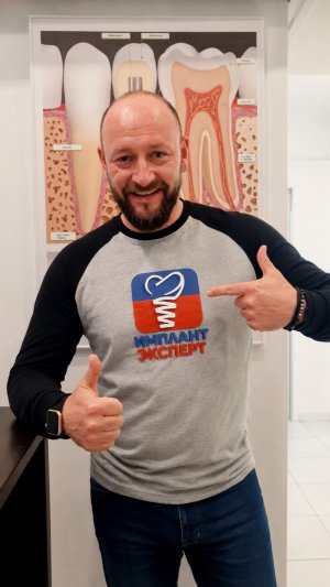 Почему мужчины выбирают эту стоматологию. Отзыв Евгения 4к