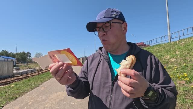 Я в Завидово-Мокшино тестирую вкусный бутерброд почти даром весной 2026 года !