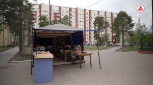 Палатки с фруктами и овощами