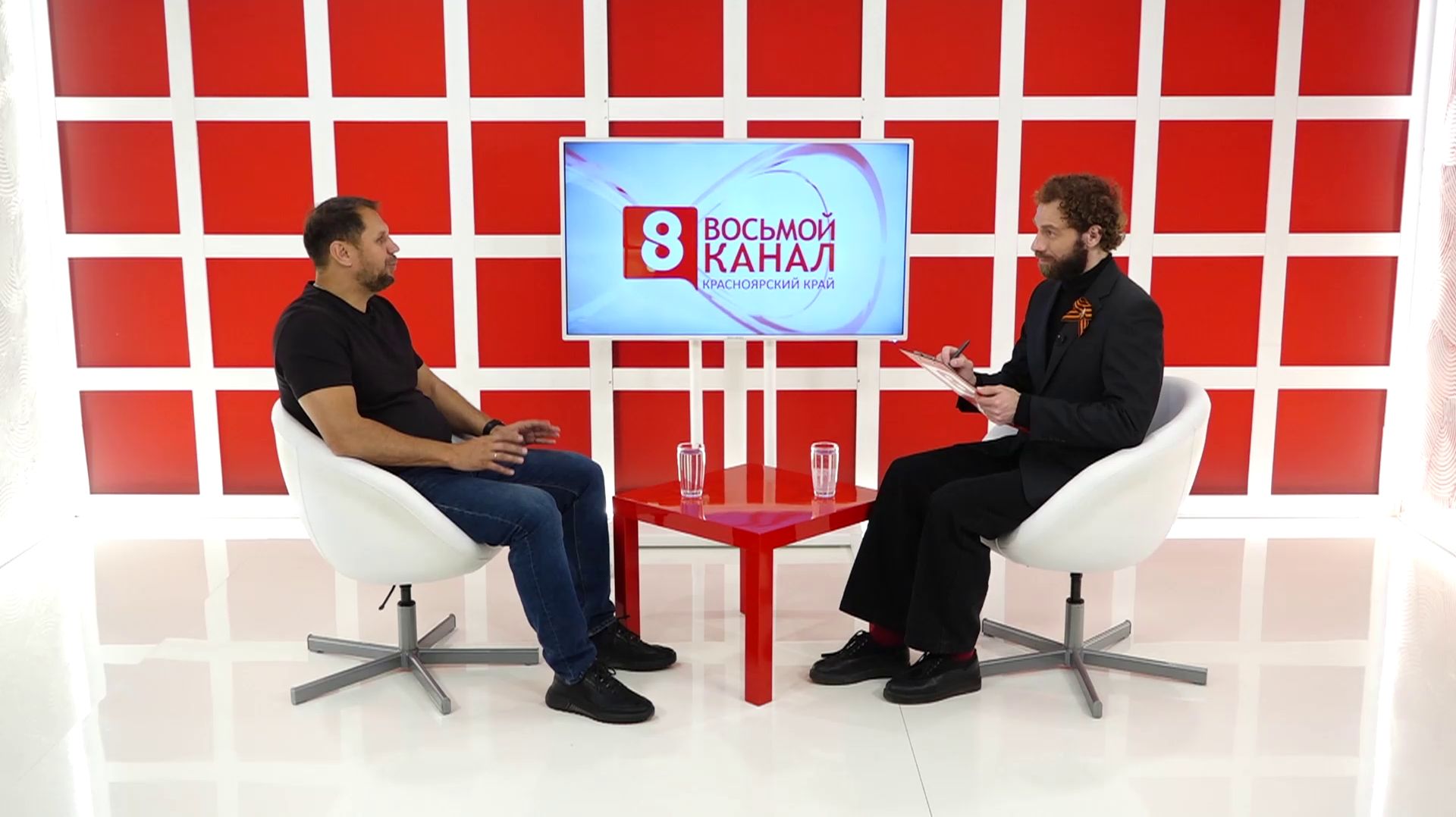 Интервью на 8 канале. Артур Лукава, Алексей Ивахов. смотреть онлайн
