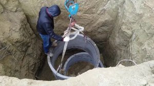 Монтаж септика (сливной ямы) в частном доме