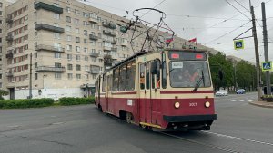 «Прощальная поездка!» Трамвай ЛВС-86К (71-86К) №5007 на пр.Ветеранов, май 2026 года