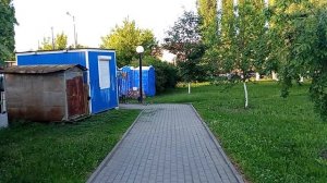 Гуляем разговариваем с блогером, Ольга уралочка, Ольга Бравенькая, зашли на мусорку, уличные уборные