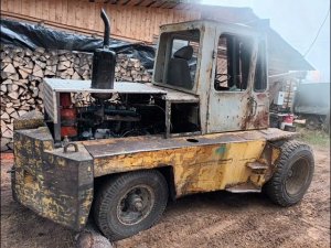 Установка двигателя Д144, Д37 на львовский погрузчик .
