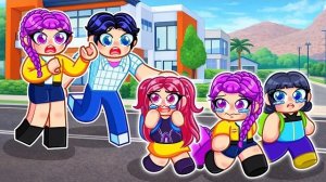 Наши ВОСЬМЕРКИ заставили МАЛЫШКУ ХАНТРИКС УЕХАТЬ в Roblox… | Kpop Охотники на демонов