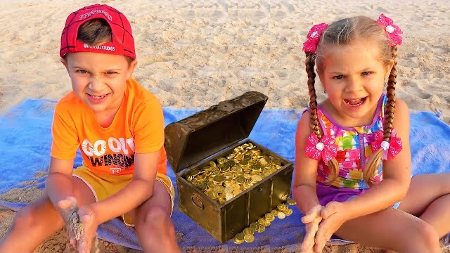Играем на пляже♥️🌊🏖️☀️🐚⛱️ смотреть онлайн