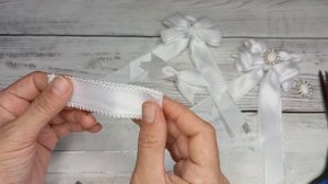бантики белоснежные из ленты с декоторивным краем