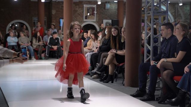 Ekaterinburg Fashion Week 2022. Kids collection by VERA VERSAL смотреть онлайн