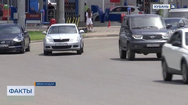 На стертую дорожную разметку на Северном мосту жалуются водители в Краснодаре смотреть онлайн