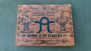 Разделочная доска Angelita Ranch. Инкрустация на станке с ЧПУ.