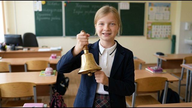 СОФУНЬЯ ШАЛУНЬЯ - СОФИЯ ЗАКОНЧИЛА ШКОЛУ. ВЫПУСКНОЙ. 🔔 смотреть онлайн