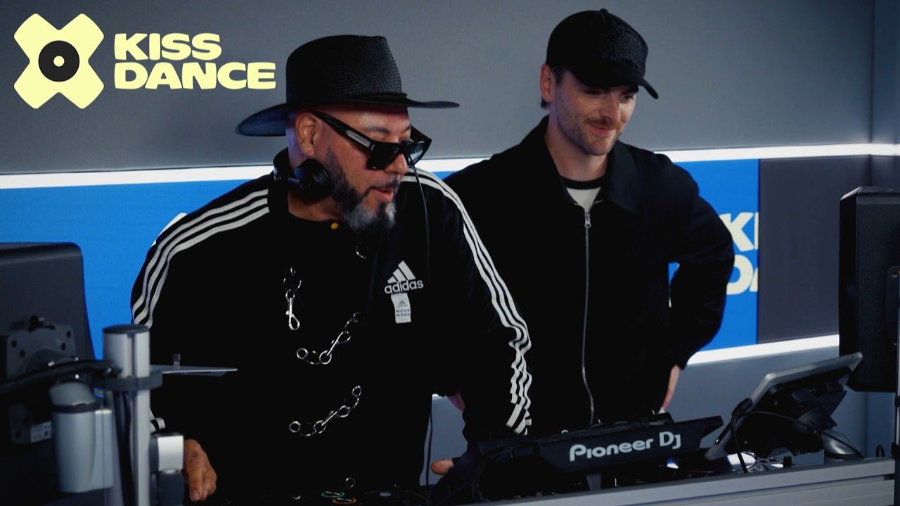 Роджер Санчез (Roger Sanchez) and TCTS - Live @ KISS DANCE [21.05.2026] смотреть онлайн