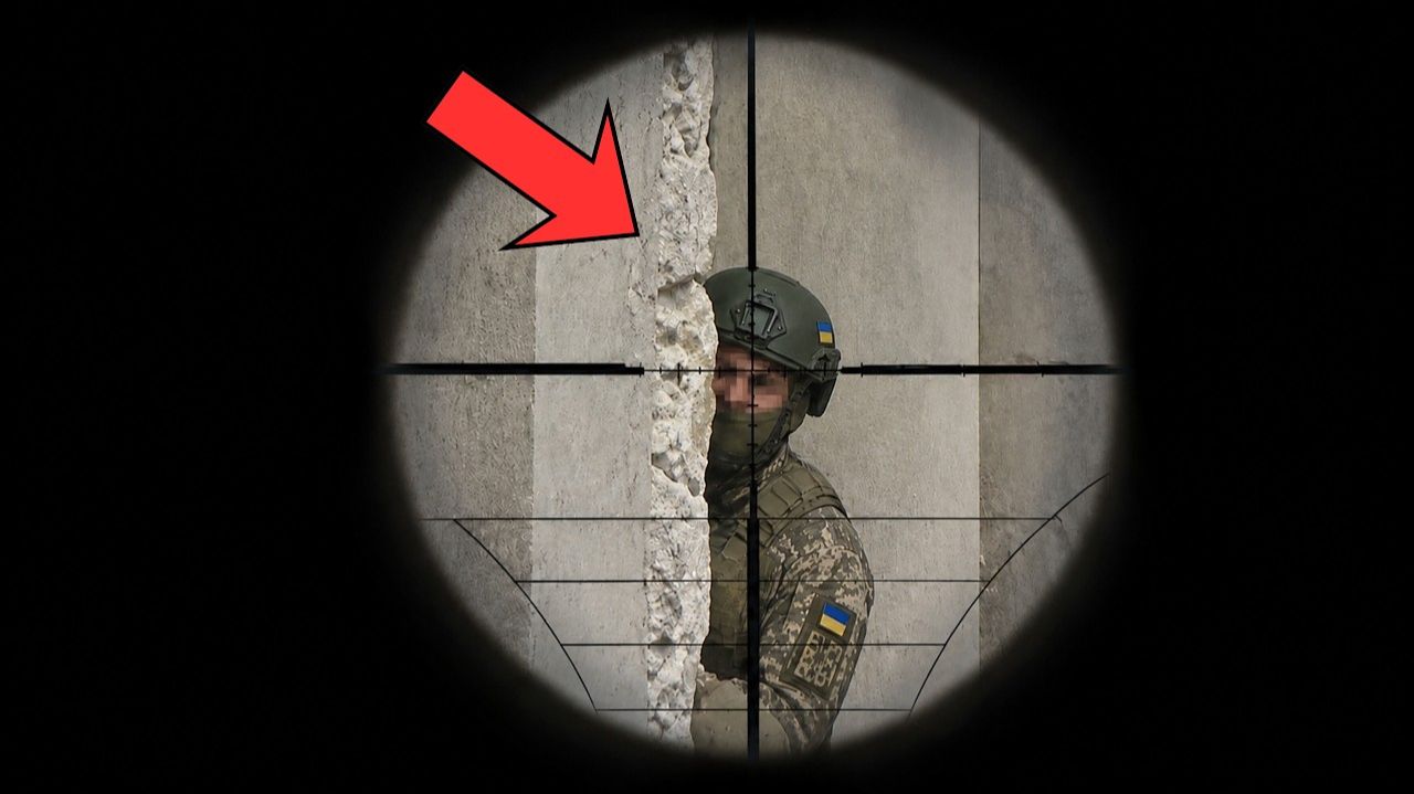 Украинский боец мгновенно пожалел о том, что выглянул из-за угла (графическое изображение) смотреть онлайн