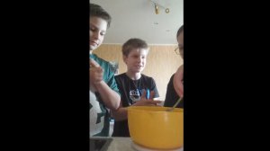 готовим вкусный пирог + AlenaPLAY и Nikita999