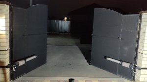 Автоматика BFT A40 открытие распашных ворот. Срок поставки и монтажа: 5 дней. Стоимость 42500 рублей