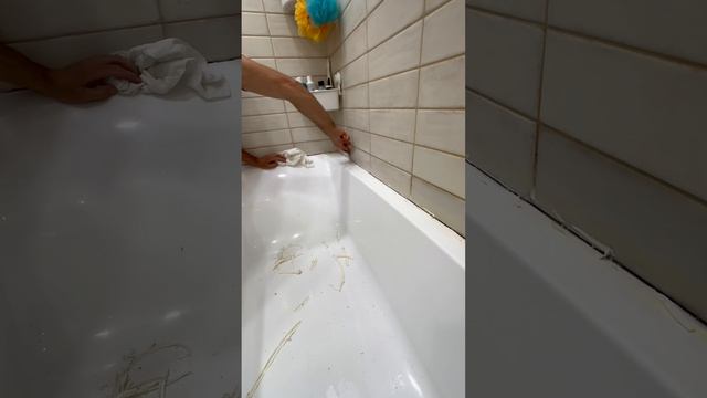 Как заменить герметик на стыки стены и ванны , как заделать шов ванны , герметизация ванны . смотреть онлайн