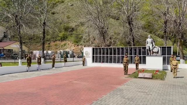 9 мая Карачаевск. "Шествие памяти" смотреть онлайн
