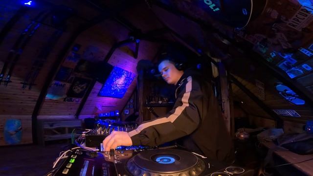 ROMA LA HIP-HOP LIVE SET ON MAY DAY PARTY | ЛИТЬЁ смотреть онлайн