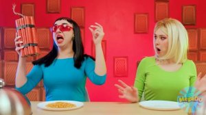 Челлендж. Шоколадная еда vs. Настоящая еда # Сумасшедший челлендж от Mega DO Challenge