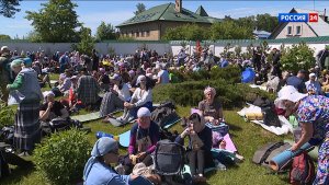 Великорецкий крестный ход: остановка в Макарье