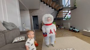 Семён стал космонавтом?