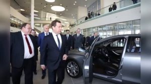 ШОК НА ПМЭФ-2026: АвтоВАЗ сделал то, чего ждали ПОЛВЕКА! Но почему все смеются