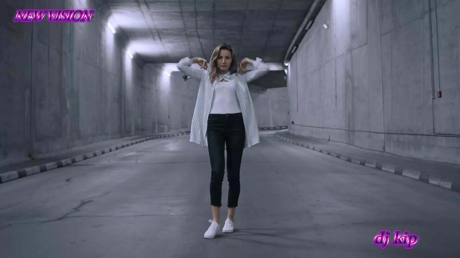 DJ Kip AI - Feel The Bass (Explosive Music) смотреть онлайн