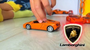 Учим цвета и марки автомобилей для детей в тайных сейфах