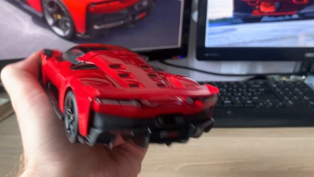 Обзор модели Ferrari F80 в масштабе 1:24 от Bburago смотреть онлайн
