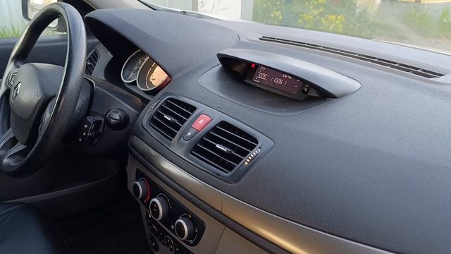 RENAULT MEGANE 3 2009г.в. 1.5л -МКПП ПТС ОРИГИНАЛ 1 ФАКТИЧЕСКИЙ ВЛАДЕЛЕЦ смотреть онлайн