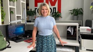 Юлия Сорокина:«Я открываю окно на 37 этаже, справа от меня гнездо,где мама-стриж кормит своего ...