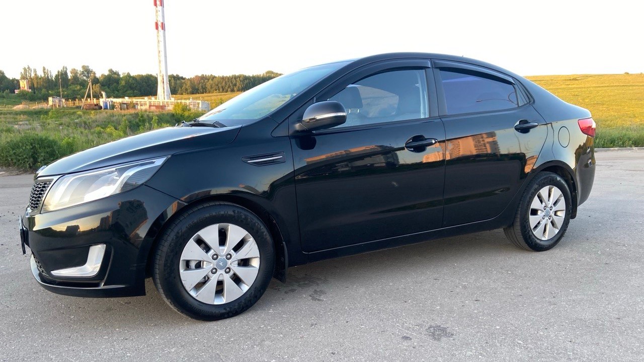 Kia Rio 1.6 АТ, 2014г смотреть онлайн