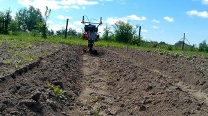 Боксбот на полольниках-рыхлителях