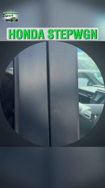 На обзоре Вместительный и комфортный минивен🚌 смотреть онлайн
