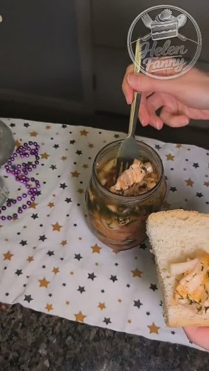 Маринованное сало в банке.