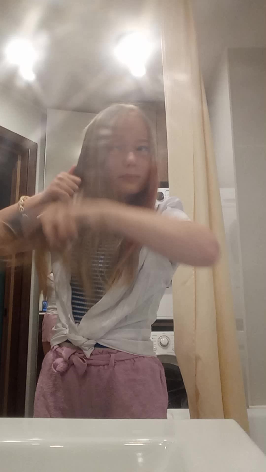 прихорашиваюсь смотреть онлайн