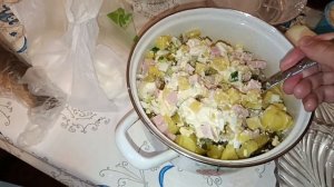 ГОТОВЛЮ УЖИН, ГУЛЯЕМ ПОЗДНО ВЕЧЕРОМ.